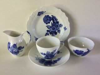 5 Pc Royal Copenhagen Blue Flowers Braided Porcelain Cup Sau Cr Sug Pickle Dish