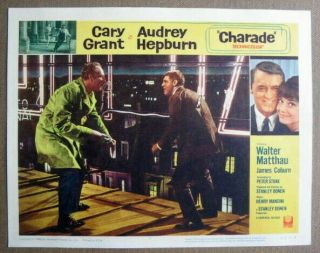Fm09 Charade (1963) Cary Grant / James Coburn Lobby Card