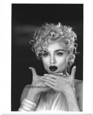 M22e Madonna Vogue Video - Vintage 1990s Black White 8x10 Photo =ritts Fincher=