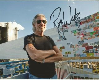 Rock Legend Roger Waters Signed 8x10 Pink Floyd The Wall Darkside Of The Moon