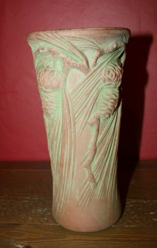 Vintage Peters And Reed Pine Cone Moss Aztec Art Pottery Vase,  Zanesville,  Ohio