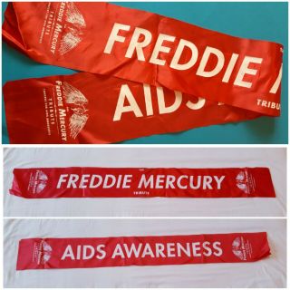 Freddie Mercury Tribute Concert 1992 Commemorative Scarf/banner.  Queen.