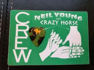 (( (neil Young)) ) Guitar Pick And Backstage Pass ( ((rare)) )