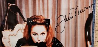 Julie Newmar Actress Hand Signed 8x10 Autographed fan Photo w Catwoman 2