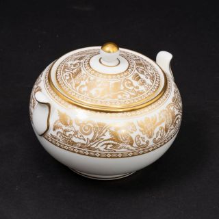 Wedgwood ' Florentine Gold ' Dragon on White Bone China Creamer & Sugar Bowl w Lid 7