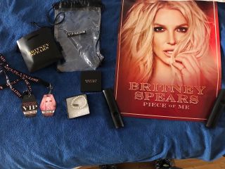 BRITNEY SPEARS PIECE OF ME 2018 TOUR VIP PACKAGE,  LIVE PHOTO CD 1800 HOT 6