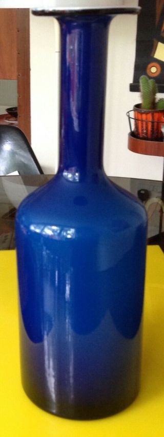 Style of Holmegaard Otto Brauer Gulvase Vase Blue & Opal Cased 13” Carnaby Era 2