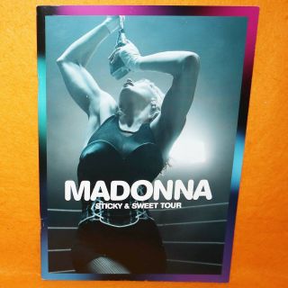 Madonna Sticky & Sweet Tour 2009 Concert Programme Program Book