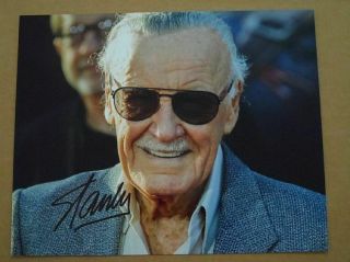Stan Lee 8x10 Signed Photo Autographed - " Spiderman "