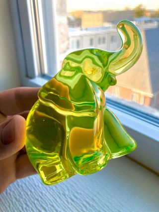 Mosser Vaseline Uranium Glass Elephant