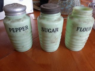 Vintage Jeannette Jadite Papper,  Flour,  And Sugar Shakers.  Beehive Design.