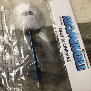 Abominable (2019) Pencil & Pencil Case Set Official Movie Promo 4