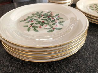 6 Lenox Holiday Holly Dinner Plates 10 3/4” Usa
