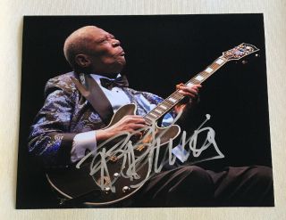 Blues Guitar Legend Bb King Signed Autographed 8x10 Photo