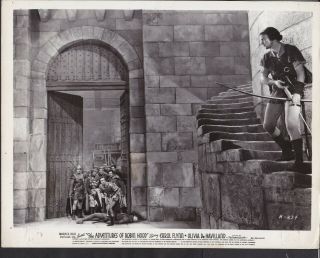 Errol Flynn The Adventures Of Robin Hood 1938 Movie Photo 28837