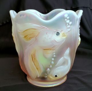 Rare Fenton Art Glass Pink Opalescent Carnival Glass Hand Painted Atlantis Vase 4