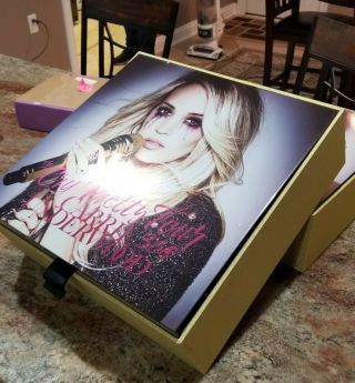 Ships Carrie Underwood Cry Pretty Vip Tour Box