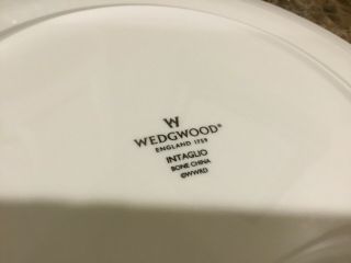 Set of 4 - Wedgwood INTAGLIO White 10 - 7/8” Dinner Plates 6