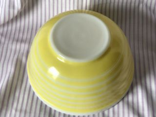 Vintage Pyrex 2 1/2 Quart 403 Mixing Bowl Rare Yellow Stripe 2