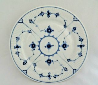 Vintage Royal Copenhagen Porcelain Blue Fluted Plain Dinner Plate 9 3/4 " 183