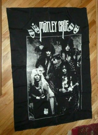Motley Crue - Theatre Of Pain - Large Tapestry - 36 By 54 Inches