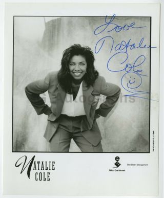 Natalie Cole - R&b Singer And Actress - Signed 8x10 Photograph