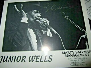 Junior Wells Signed Photo 8x10 Music Legend Blues Rolling Stones Muddy Waters