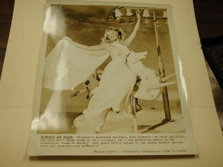 Rita Hayworth Down To Earth Photo On Carousel