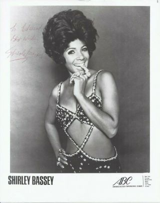Shirley Bassey Signed Photo Autographed 8x10 Diamonds Are Forever Goldfinger