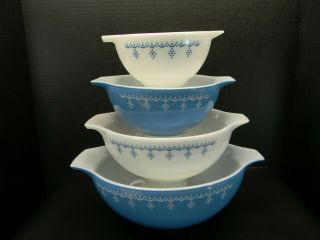 Vintage Pyrex Snowflake Blue Garland Cinderella Mixing Bowls