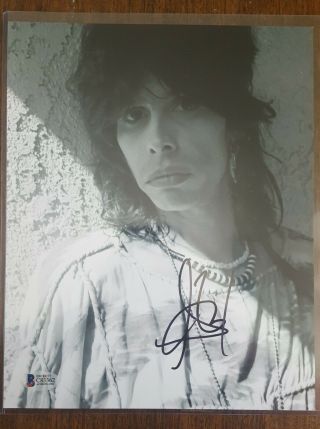 Young Steven Tyler Aerosmith Signed B/w 8x10 Photo Beckett Authentic Autograph