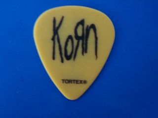 Guitar Pick Korn Yellow Guitarrist " Brian Head Welch "