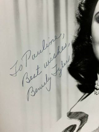Sexy BEVERLY TYLER AUTOGRAPH 8x10 BW Signed Photo ACTRESS The Green Years 2