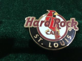 Hard Rock Cafe Pin St Louis Cardinal Global Logo Series Cardinal On Blue Logo