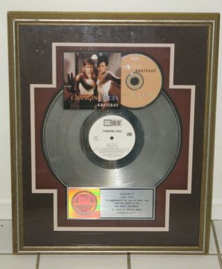 Changing Faces Riaa Platinum Sales Award For " G.  H.  E.  T.  T.  O.  U.  T.  " 1997 Rare