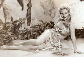 VIRGINIA MAYO busty leggy actress STARLIFT 1951 Vintage Orig Photo MOVIE STILL 2
