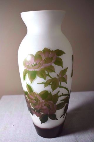 Galle Style Art Nouveau Cameo Glass Vase With Mauve Cherokee Roses