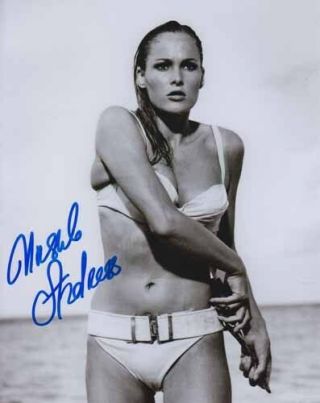 Ursula Andress 007 James Bond Authentic Autograph Dr No Bw Knife Beach Shot