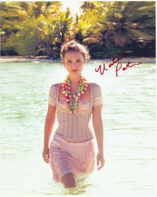 Natalie Portman Hand - Signed Outdoor Wet In Lagoon 8x10 W/ Lifetime