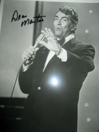 Dean Martin Signed Photo 8x10 Singer Rio Bravo Sammy Davis Jr In Rat Pack