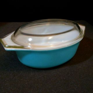 Pyrex 043 Americana Oval 1 1/2 Qt Robins Egg Blue Casserole Dish With Lid
