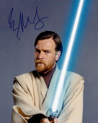 Ewan Mcgregor Signed Star Wars 8x10 - - Obi Wan - - Stunning Closeup W/ Lightsaber