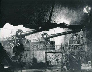 Director & Camera Crew Studio Set Vintage Candid The Guns Of Navarone Photo