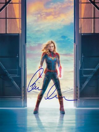 Brie Larson Signed 8x10 Auto Photo In