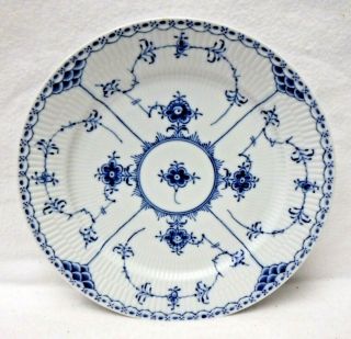 Royal Copenhagen Blue Fluted Half Lace Pattern Dinner Plate 768 10 - 7/8 " Chip