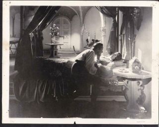 Leslie Howard Norma Shearer In Romeo And Juliet 1936 Vintage Movie Photo 38293