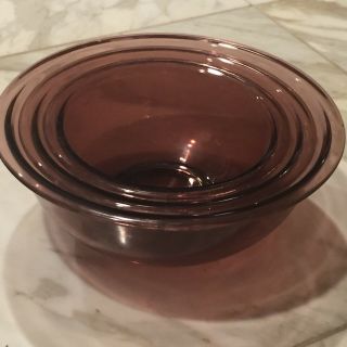 Set Of 3 Vintage Pyrex Nesting Bowls - Amythest / Purple
