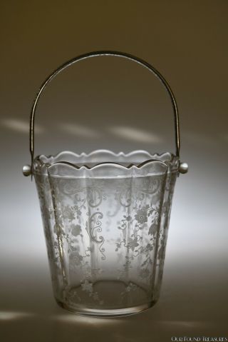 1939 - 1958 No.  957 Etch 3625 Chantilly By Cambridge Colorless Ice Bucket