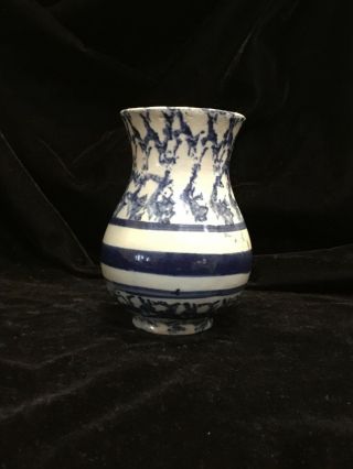 Antique Blue And White Sponge Ware Toothbrush Holder From Camber Set Great Vase