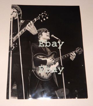 Vintage Press Photo The Beatles 1966 Nme Concert John Lennon
